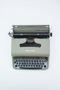 Máquina escribir Olivetti pluma 22