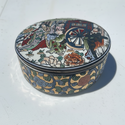 Caixeta rodona oriental pintada a mà